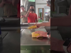 肉バンドは見た